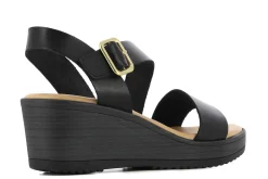 Sandalias De Cuna Abril